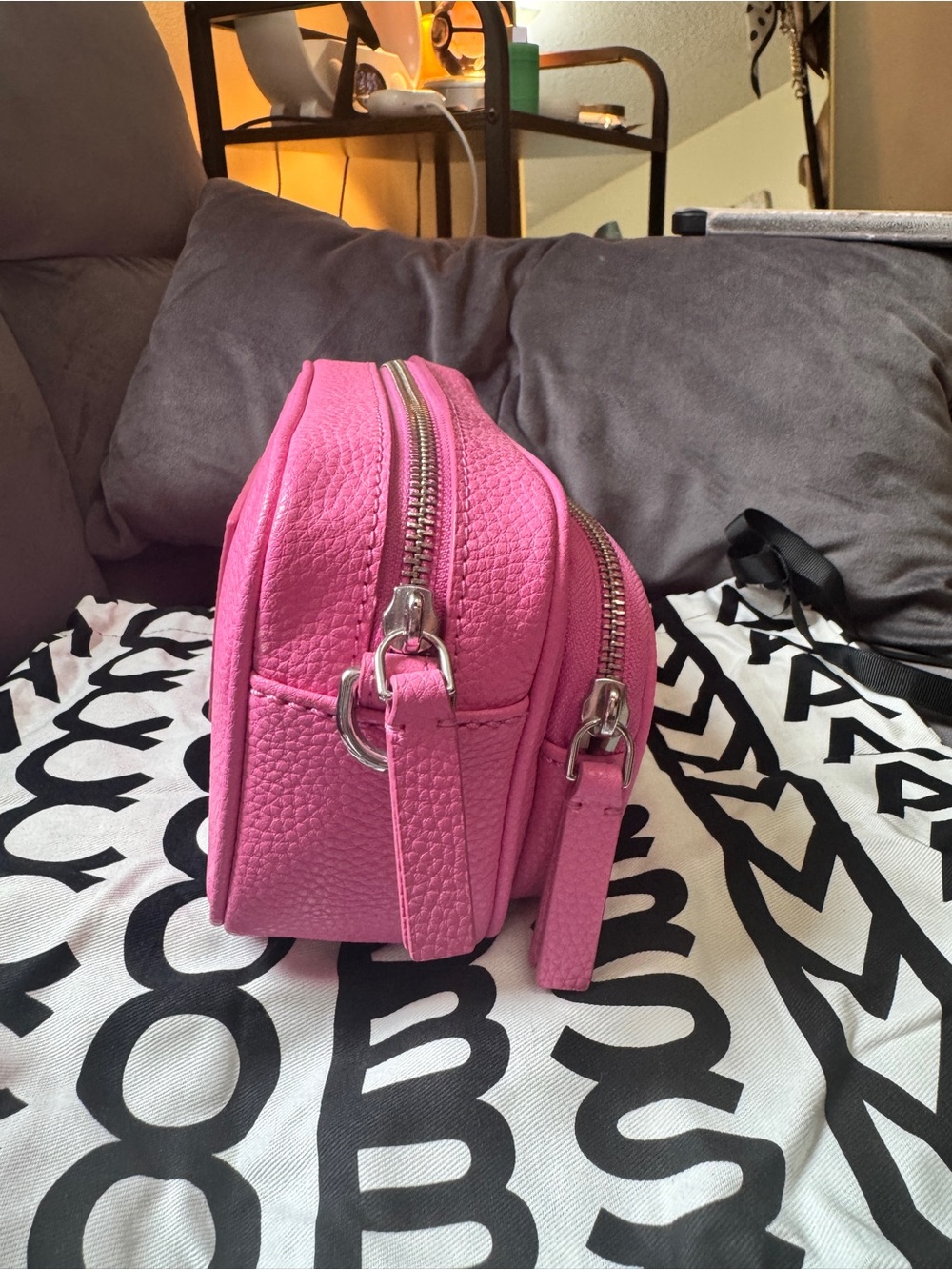 Marc Jacobs Pink Double-Zip Crossbody Camera Bag - Picture 5 of 8